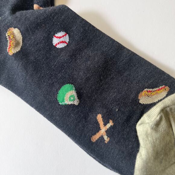 J.Crew Men's Crew Style Socks Baseball Print OS NWT - Picture 2 of 6